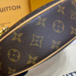 Louis Vuitton Loop Bag M81098 Brown
